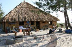Pomene Resorts - Casa Rei Beach Lodge