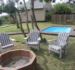 Mozambique Self Catering - Baleia Azul 16 A and C