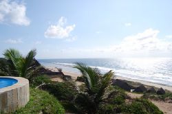 Mozambique Accommodation - Lighthouse Reef Casa 13A